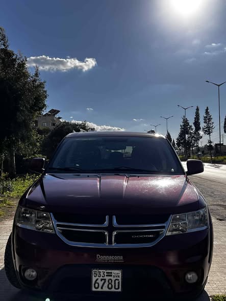 دودج جورني 2012 - صورة 4