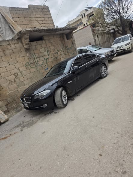 بي ام دبليو 520 2011 - صورة 2