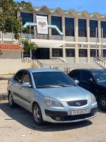 كيا ريو 2007 - صورة 1