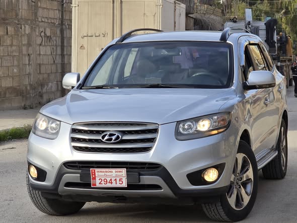 هيونداي سنتافي 2012 - صورة 2