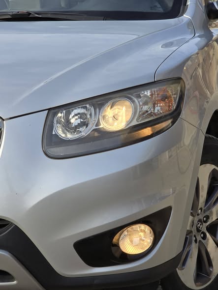 هيونداي سنتافي 2012 - صورة 5