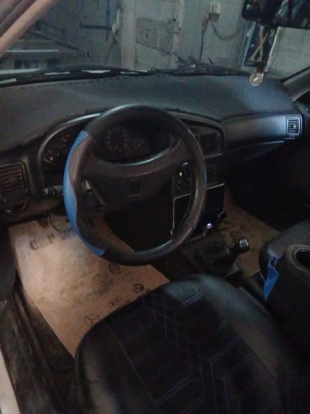 بيجو 405 1993 - صورة 2