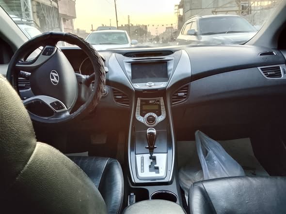 هيونداي النترا 2012 - صورة 4