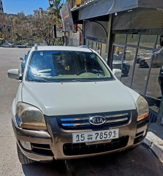 كيا سبورتاج 2006 - صورة 4