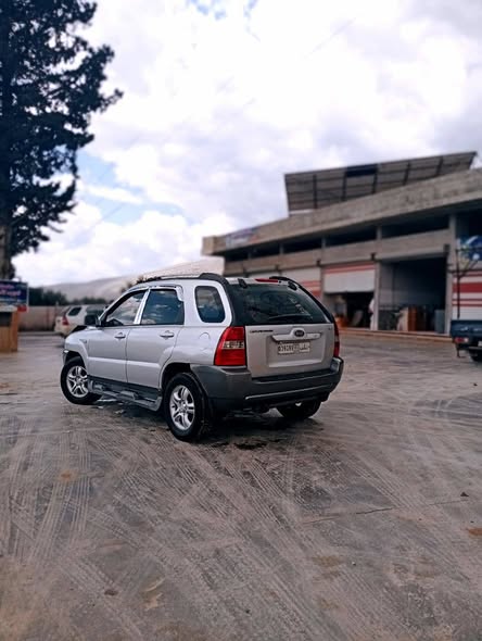 كيا سبورتاج 2005 - صورة 2