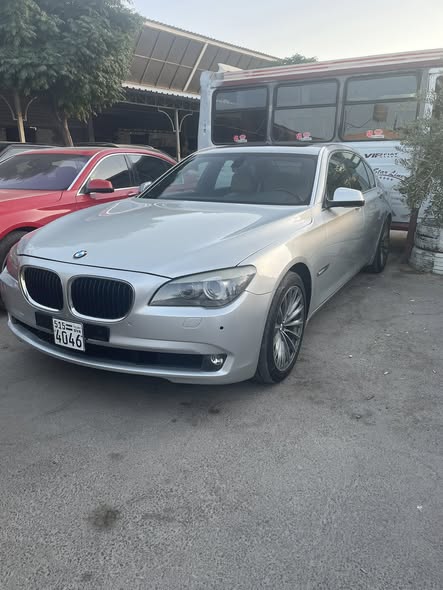 بي إم دبليو 730Li 2012 - صورة 3