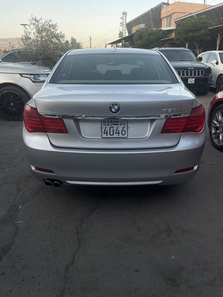 بي إم دبليو 730Li 2012 - صورة 4