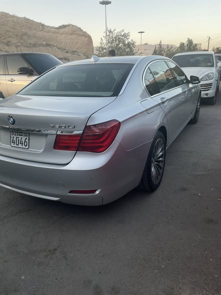 بي إم دبليو 730Li 2012 - صورة 5