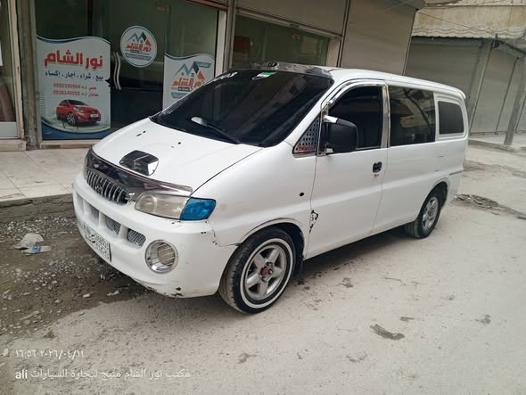 هيونداي فان 2003 - صورة 1