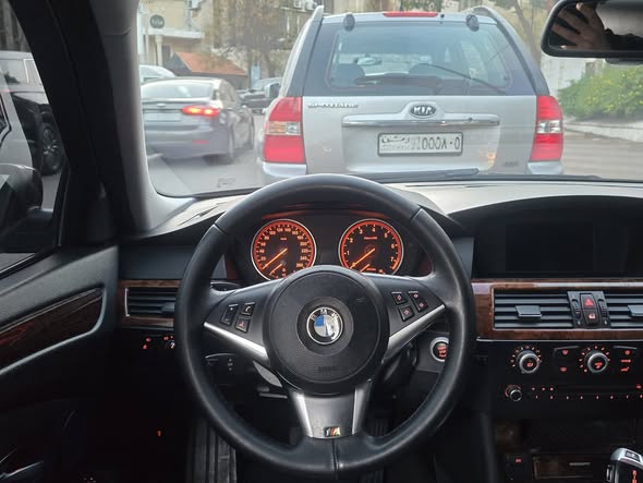 بي إم دبليو 525 2008 - صورة 4