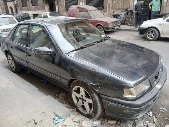 أوبل فيكترا 1992 - صورة 2