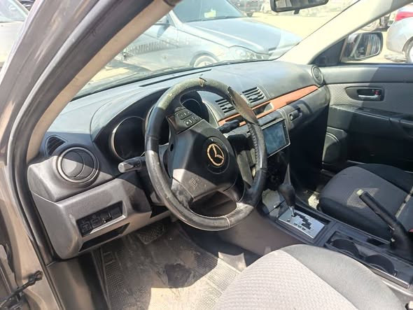 مازدا 3 2006 - صورة 3