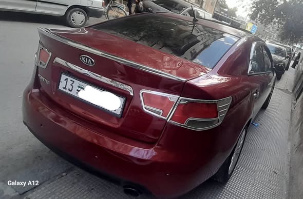 كيا فورتي 2010 - صورة 5