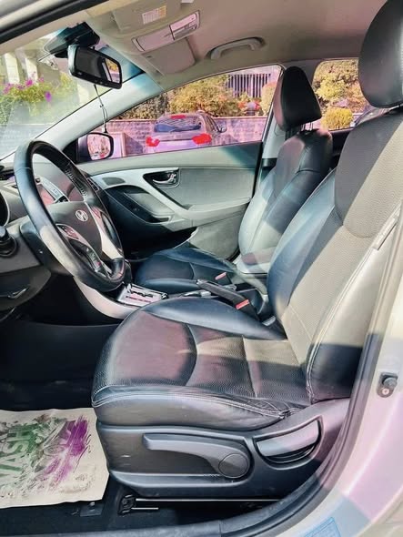 هونداي افانتي 2011 - صورة 5