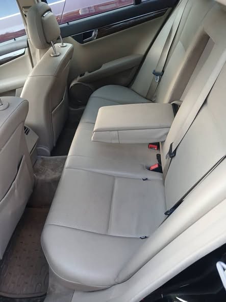 مرسيدس C200 2009 - صورة 5