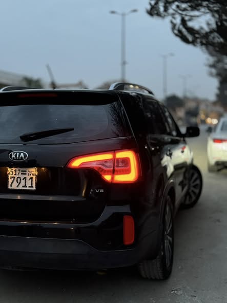 كيا سيرنتو 2014 - صورة 4