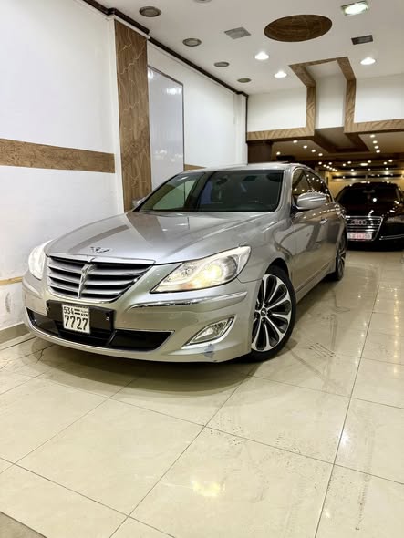 هيونداي جينيسيس 2012 - صورة 2