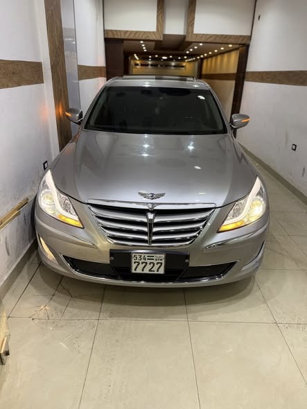 هيونداي جينيسيس 2012 - صورة 4