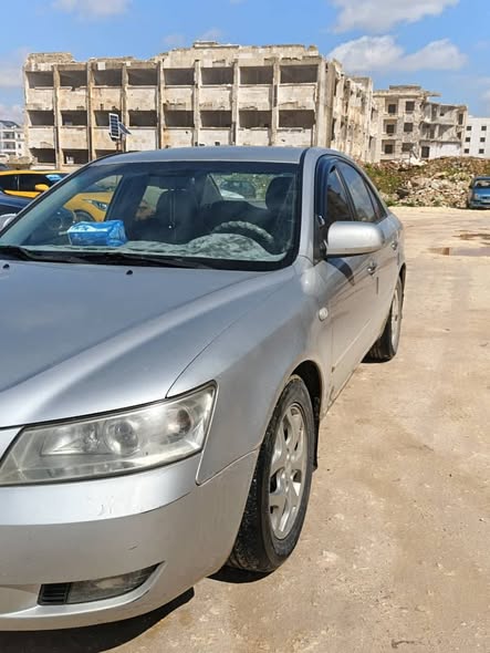 هيونداي سوناتا 2006 - صورة 1