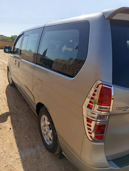 هيونداي H-1 2012 - صورة 2