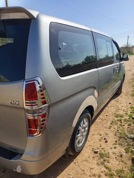 هيونداي H-1 2012 - صورة 3