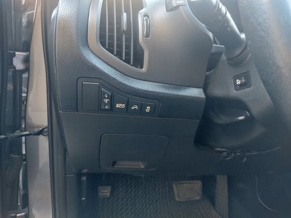 كيا سبورتاج 2012 - صورة 2