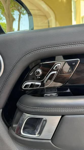 لاند روفر رنج روفر فوغ 2020 - صورة 2