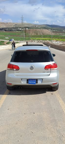 فولكس فاجن جولف 2011 - صورة 2