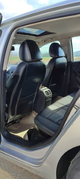 فولكس فاجن جولف 2011 - صورة 5