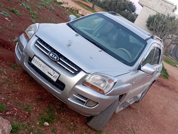 كيا سبورتاج 2005 - صورة 4