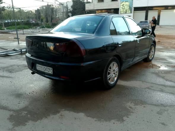 ميتسوبيشي لانسر 2009 - صورة 2