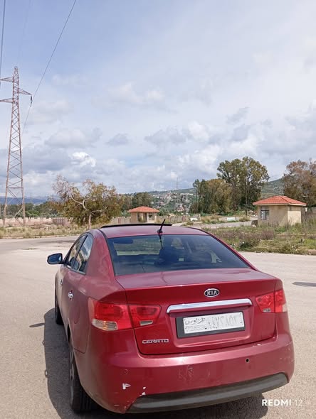 كيا فورتي 2009 - صورة 1