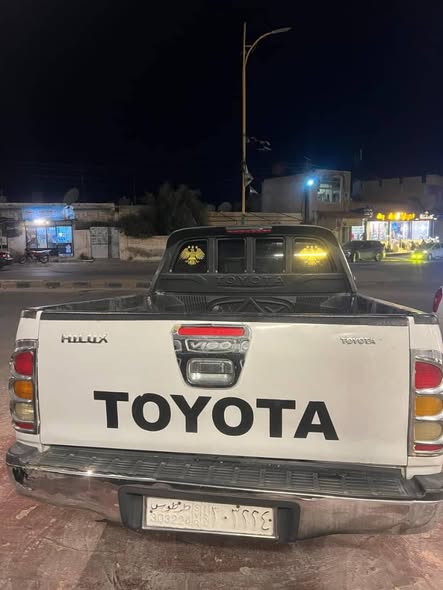 تويوتا هايلوكس 2011 - صورة 1