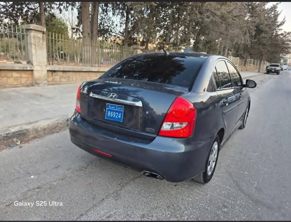 هيونداي فيرنا 2011 - صورة 5