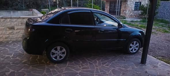 كيا ريو 2011 - صورة 4