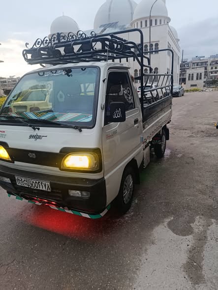 سوزوكي كاري 2011 - صورة 1