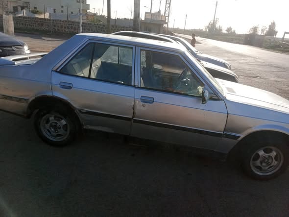 متسوبيشي لانسر 1983 - صورة 3