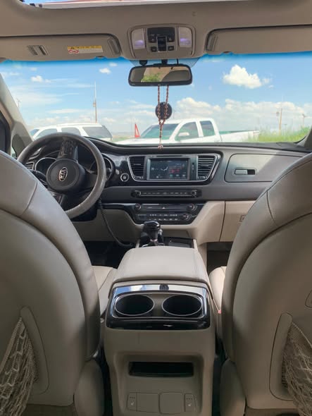 كيا كرنفال 2015 - صورة 5