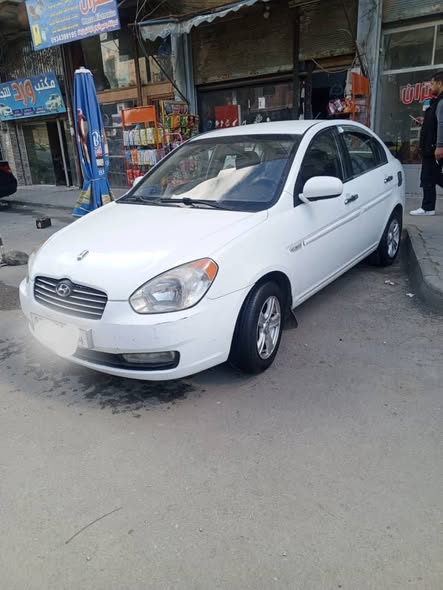 هيونداي فيرنا 2010 - صورة 1