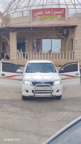 تويوتا هايلكس 2006 - صورة 1