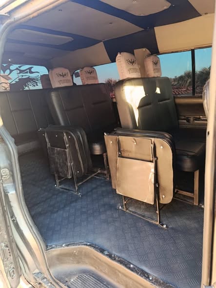 هيونداي ستاركس 2004 - صورة 3