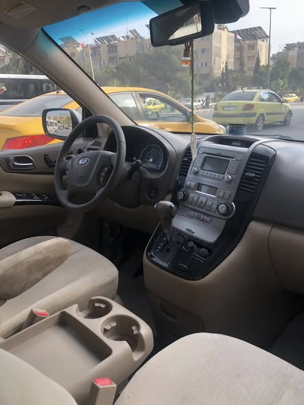 كيا كارنفال 2015 - صورة 2