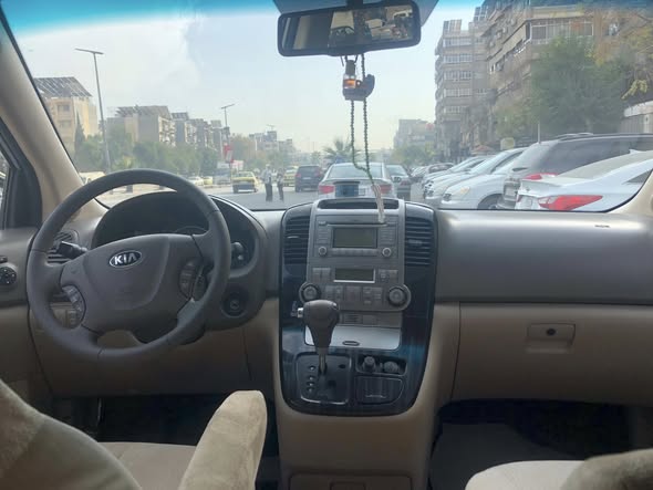 كيا كارنفال 2015 - صورة 3