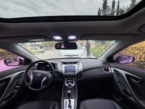 هيونداي افانتي 2011 - صورة 5