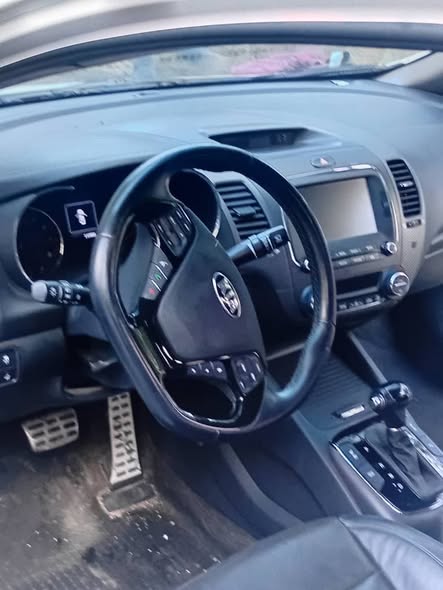 كيا كي ثري 2016 - صورة 3