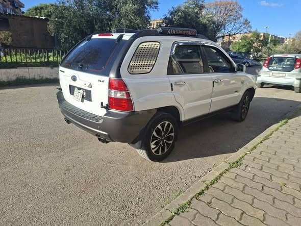كيا سبورتاج 2005 - صورة 2