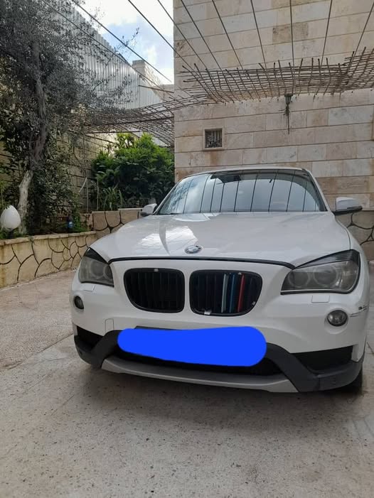 بي إم دبليو X1 2013