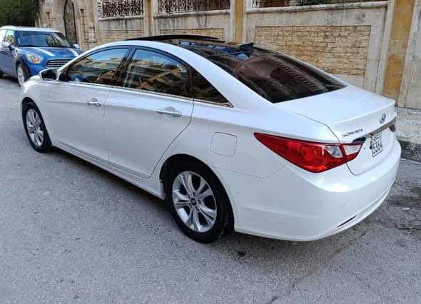 هيونداي سوناتا 2011 - صورة 4