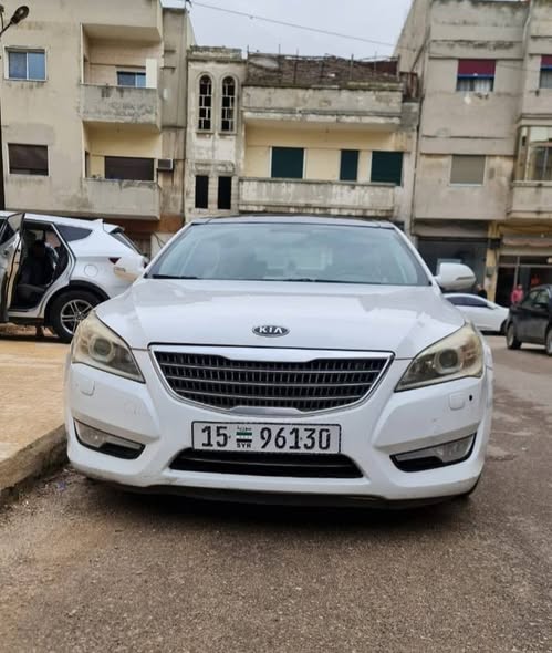 كيا كادينزا 2011 - صورة 1