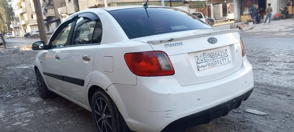 كيا ريو 2005 - صورة 1